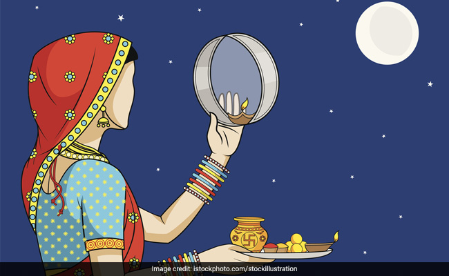Karva Chauth 2021: <i>Puja Vidhi</i>, <i>Shubh Muhurat</i>, Moon Rise Time