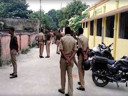 उत्तर प्रदेश : अमेठी में पूरे थाने और SOG की टीम के खिलाफ दर्ज हुआ हत्या का मुकदमा उत्तर प्रदेश : अमेठी में पूरे थाने और SOG की टीम के खिलाफ दर्ज हुआ हत्या का मुकदमा