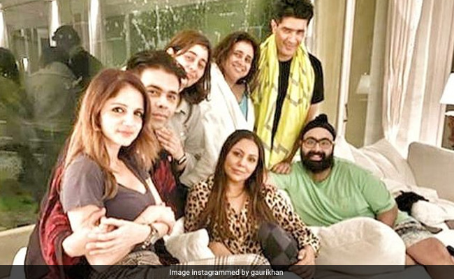 Shah Rukh Khan, Gauri And Karan Johar's Weekend Diaries Be Like