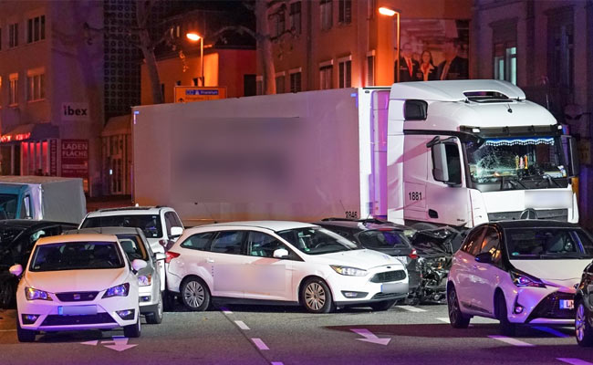Man Drags Truck Driver Out, Steals Truck Then Rams Cars In Germany