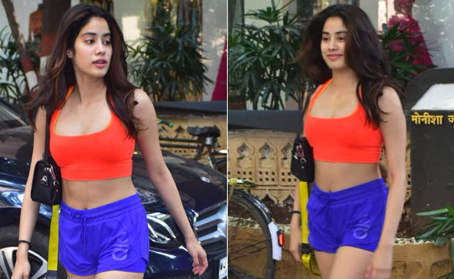 Janhvi Kapoor's Gym Look Is The Fitness Motivation You Need Today