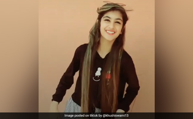 TikTok Video: पंजाबी सॉन्ग पर इन लड़कियों ने यूं बिखेरा जलवा, डांस और एक्सप्रेशंस से मचाई धूम- देखें Video