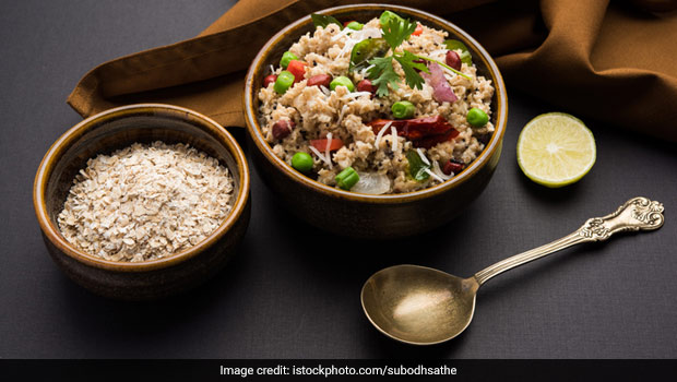 Healthy Breakfast Recipe: How To Make Delicious Oats Upma For A Power Breakfast (Video Inside)