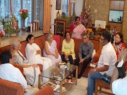 Nobel Winner Abhijit Banerjee's Economist Mother, Mamata Banerjee Talk Poverty Alleviation Over Tea Nobel Winner Abhijit Banerjee's Economist Mother, Mamata Banerjee Talk Poverty Alleviation Over Tea