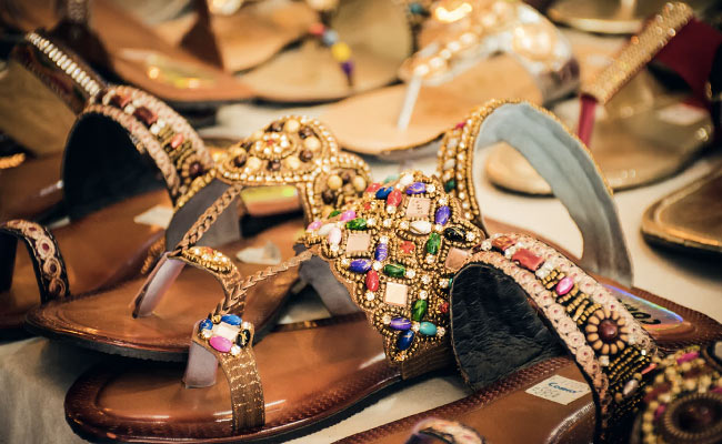 Flipkart The Big Billion Days Sale: 7 Gorgeous Flats For The Festive Season