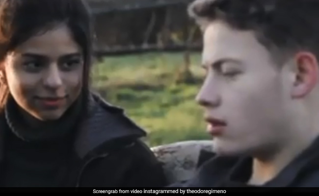 Trending: Suhana Khan's Eyes Do The Talking In The Teaser Of <I>The Grey Part Of Blue</I>