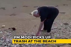 Watch: PM Modi Goes Plogging On Mamallapuram Beach Before Meet With Xi Watch: PM Modi Goes Plogging On Mamallapuram Beach Before Meet With Xi