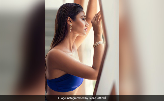 This Is What Ileana D'Cruz's Life Would Look Like If She Were In A 'Cheesy Music Video'