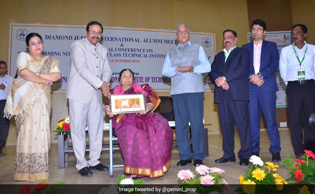 Dubai-Based Indian Donates $140,756 To Alma Mater