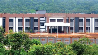 केंद्रीय विद्यालय और नवोदय विद्यालय में क्या है अंतर? जानें कहां सस्ती है पढ़ाई