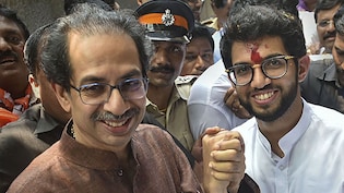 10 रुपये में खाना, अंतरराष्ट्रीय स्तर शौचालय... BMC चुनाव के लिए उद्धव की शिवसेना के जनता से बड़े वादे?