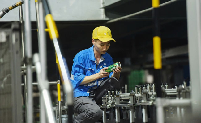 China's Q3 GDP Growth Slows To 6%, Weakest In 27 Years