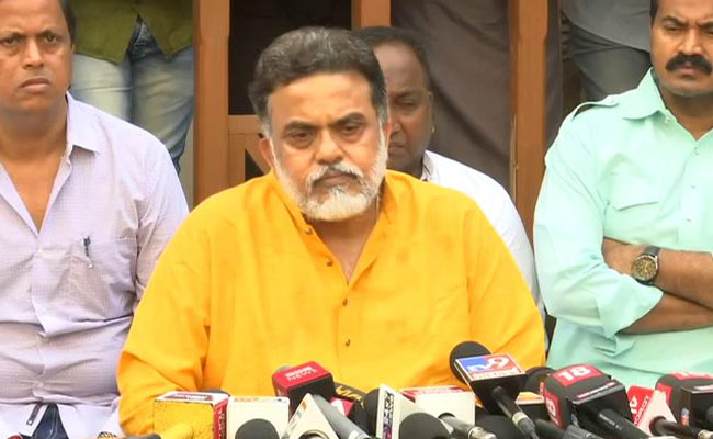 On Ashok Chavan's Exit, Congress Leader Sanjay Nirupam's Big Claim