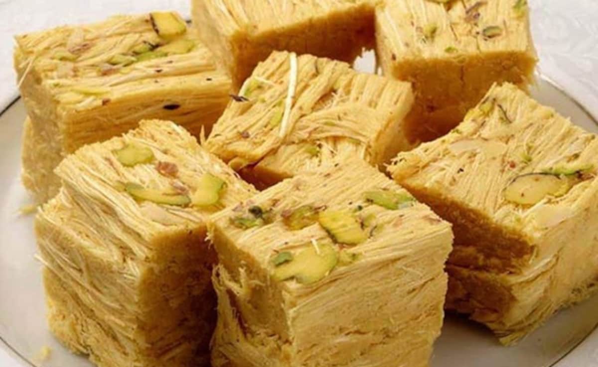 Ahead Of Diwali, Soan Papdi Preparation Video Goes Viral On The Internet