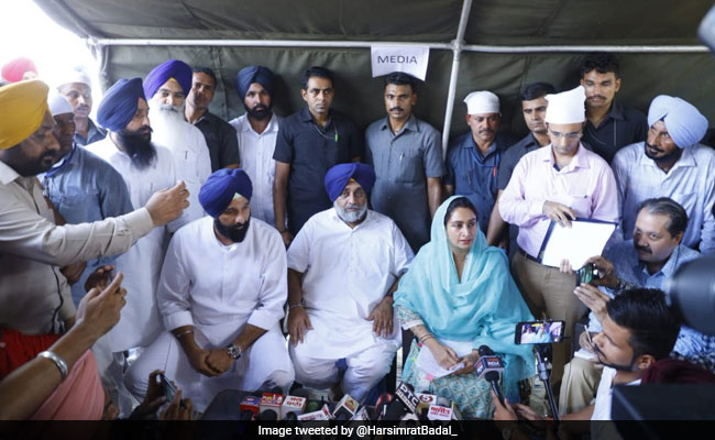 Pak Service Fee From Pilgrims To Kartarpur Is "Tax", Says Union Minister