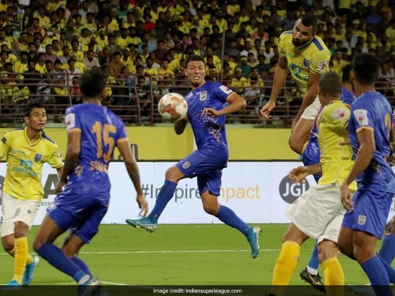 ISL: Amine Chermiti Late Goal Helps Mumbai City Stun Kerala Blasters ISL: Amine Chermiti Late Goal Helps Mumbai City Stun Kerala Blasters