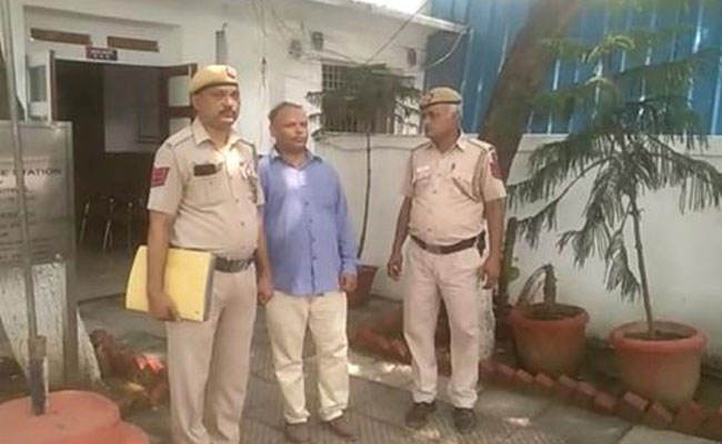 केंद्रीय विद्यालयों में दी थी सीरियल ब्लास्ट होने की झूठी खबर, पकड़ा गया आरोपी तो बताई ये वजह