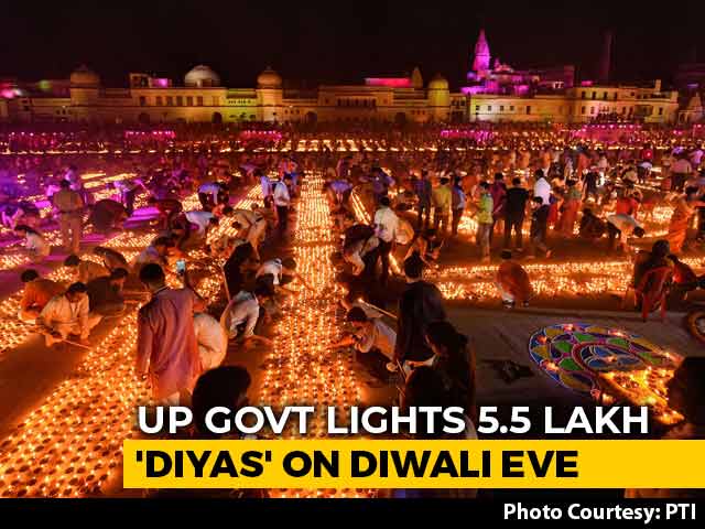 New Record As Nearly 6 Lakh <i>Diyas</i> Lit Up In Ayodhya