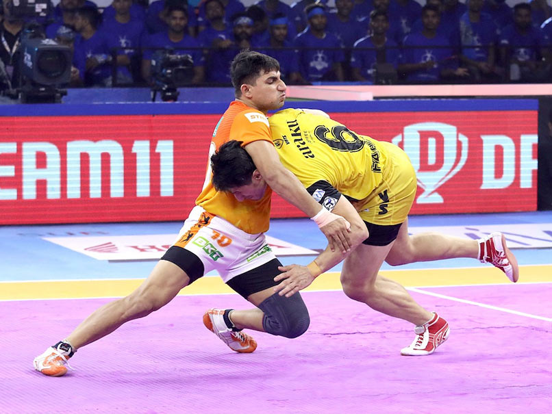 Pro Kabaddi: Telugu Titans Go Down Fighting Against Puneri Paltan