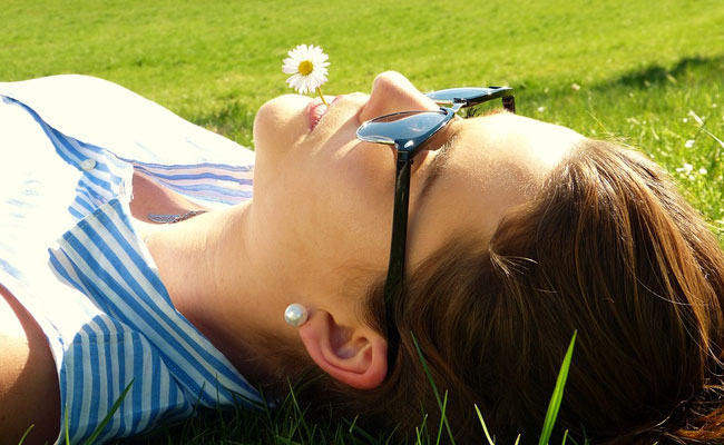 Mental health tips for winter: Spend time in sunlight to prevent winter blues