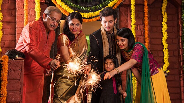 Diwali 2019: Seek medical help immediately after cracker burn