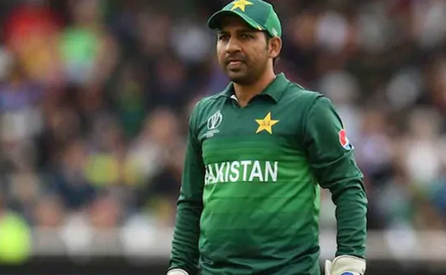 पाकिस्तान ने AUS के खिलाफ टेस्ट सीरीज के लिए किया टीम का ऐलान, पूर्व कप्तान सरफराज के साथ 'खेल' हो गया