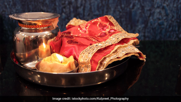 Karwa Chauth 2019: Date, Puja Time, Significance And Foods For The Ritual Of Sargi