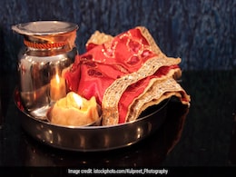 Karwa Chauth 2019: Date, Puja Time, Significance And Foods For The Ritual Of Sargi Karwa Chauth 2019: Date, Puja Time, Significance And Foods For The Ritual Of Sargi