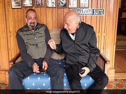 Alia And Sister Pooja Bhatt Add New Pics To '<i>Sadak 2</i> Diaries,' Starring Sanjay Dutt And Mahesh Bhatt Alia And Sister Pooja Bhatt Add New Pics To '<i>Sadak 2</i> Diaries,' Starring Sanjay Dutt And Mahesh Bhatt