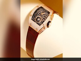 Thief Steals Watch Worth Rs 5 Crore From Japanese Man's Wrist Thief Steals Watch Worth Rs 5 Crore From Japanese Man's Wrist