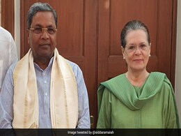 Siddaramaiah Meets Sonia Gandhi, Discusses Karnataka Assembly By-Elections Siddaramaiah Meets Sonia Gandhi, Discusses Karnataka Assembly By-Elections
