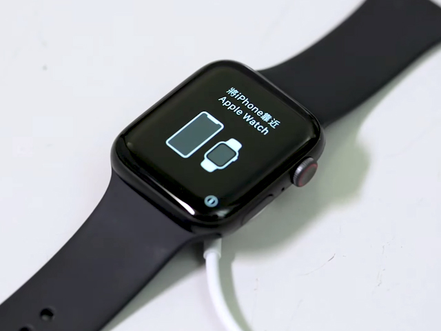 क्यों खरीदें ऐप्पल की 'स्मार्ट' घड़ी?