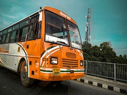 2 Men Lose Their Limbs As Bus Door Severes Hands In Maharashtra 2 Men Lose Their Limbs As Bus Door Severes Hands In Maharashtra