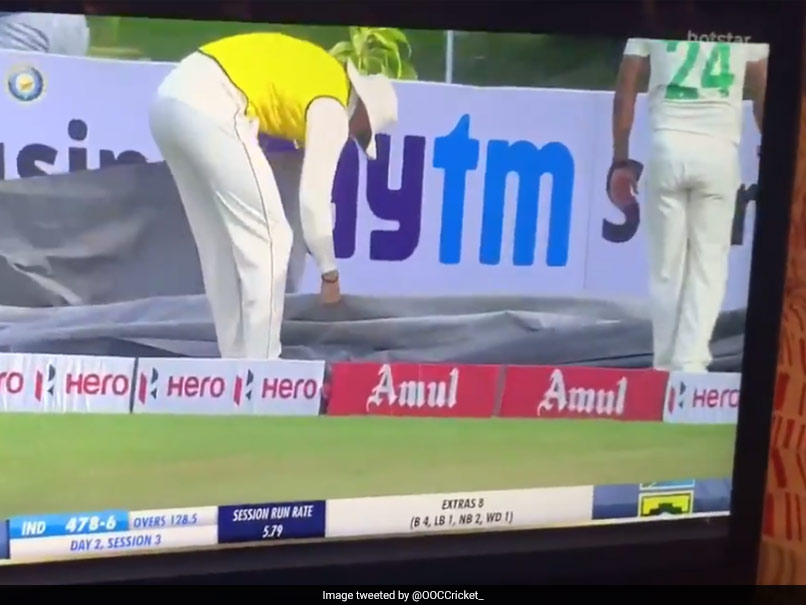 India vs South Africa: South Africa Fielders Fail To Spot Ball, Twitter ROFLing At Their Expense