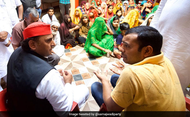 Akhilesh Visits Family Of Youth Killed In Encounter, Slams UP Government