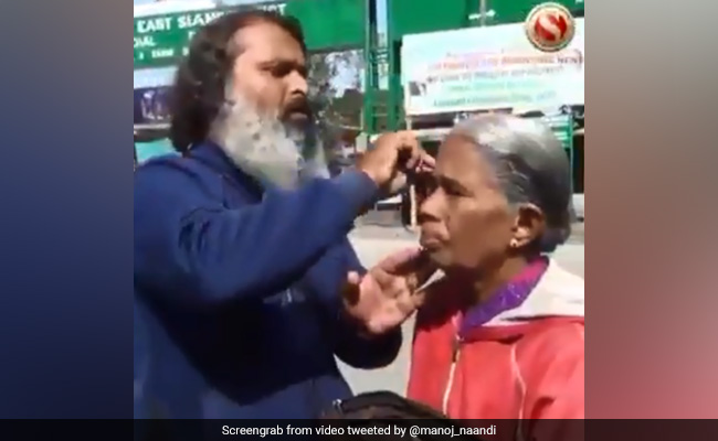 Mysuru Man Takes Mother On Pilgrimage On Scooter. Anand Mahindra Says...