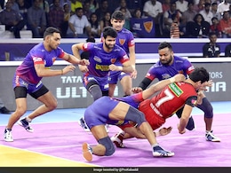 Pro Kabaddi: Dabang Delhi To Face Bengal Warriors In Summit Clash Pro Kabaddi: Dabang Delhi To Face Bengal Warriors In Summit Clash