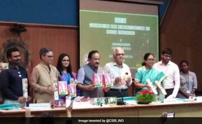Get Green Crackers With 30% Less Emissions This Diwali: Union Minister