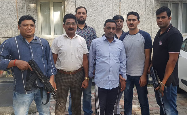 दिल्ली पुलिस की स्पेशल सेल ने अवैध हथियारों की तस्करी करने वाले गिरोह के सरगना को पकड़ा
