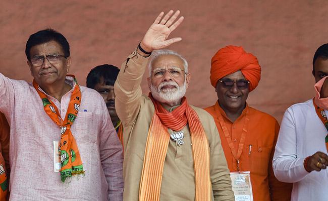 "Shocked": PM Modi Blasts Congress Over Team Meeting Jeremy Corbyn In UK