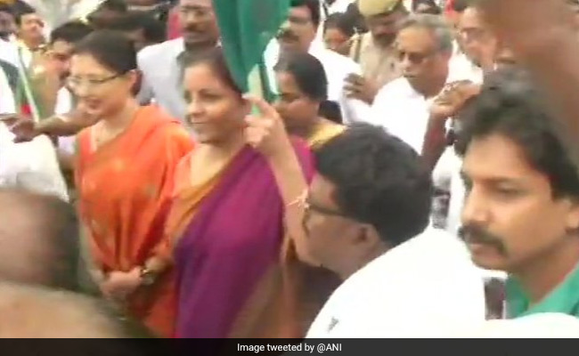Rashtriya Ekta Diwas 2019: Flooded Chennai Street Greets Nirmala Sitharaman On National Unity Day