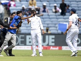 India vs South Africa: Rohit Sharma Fan's Security Breach In Pune Makes Sunil Gavaskar Angry India vs South Africa: Rohit Sharma Fan's Security Breach In Pune Makes Sunil Gavaskar Angry