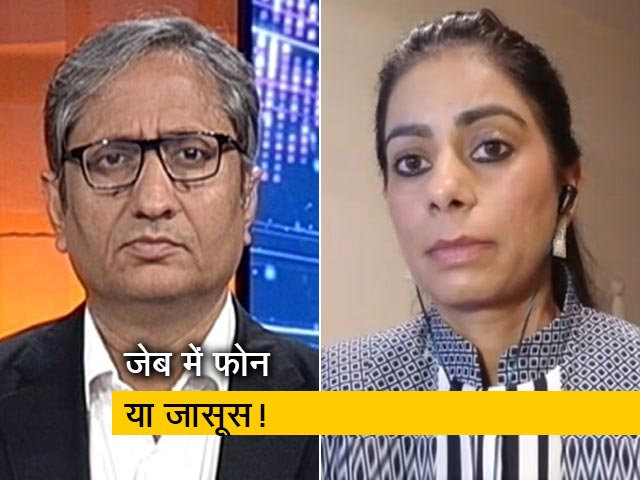 रवीश कुमार का प्राइम टाइम:  कितना संगीन है वाट्सएप के जरिए हुई जासूसी का मामला?