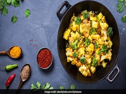 Cauliflower Recipes: इन 5 तरीकों से अपनी डाइट में गोभी को करें शामिल, स्वाद के साथ सेहत भी रहेगी दुरुस्त Cauliflower Recipes: इन 5 तरीकों से अपनी डाइट में गोभी को करें शामिल, स्वाद के साथ सेहत भी रहेगी दुरुस्त