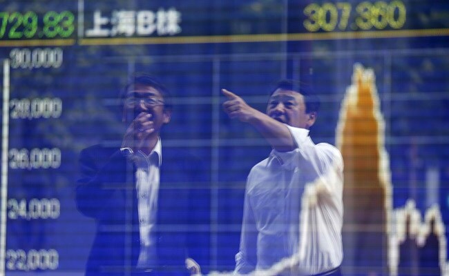 Asian Shares Hold Near 18-Month Highs, Up Over 1% So Far This Week Asian Shares Hold Near 18-Month Highs, Up Over 1% So Far This Week