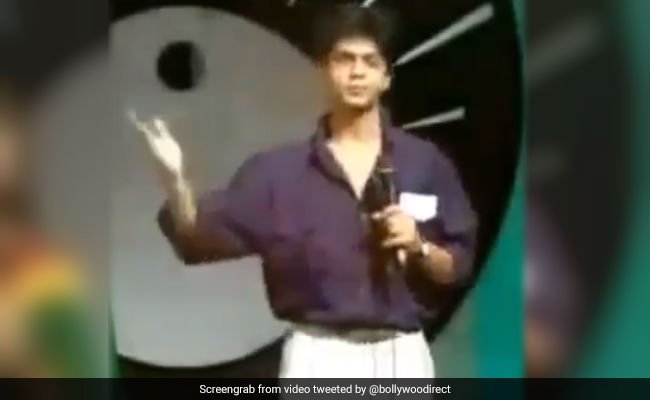 Video Of Shah Rukh Khan Anchoring Doordarshan Show In The 90s Is Now Viral