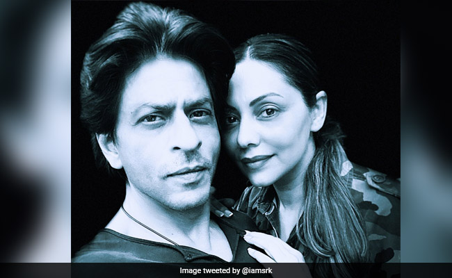 Shah Rukh Khan's Anniversary Post For Gauri Is <i>Love, Actually</i>