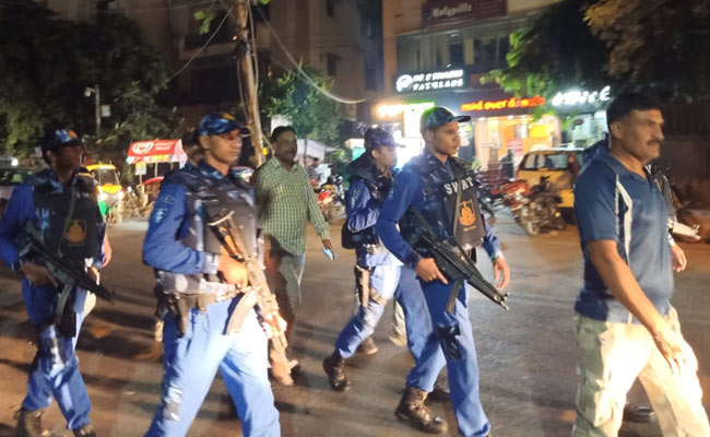 सेब के बाग में हुई आतंकियों मीटिंग से पता चला दिल्ली और जम्मू में धमाके की है साजिश