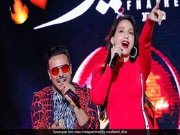 नोरा फतेही के डांस को देखने के लिए भीड़ हुई बेकाबू, रेड ड्रेस में यूं मचाया तहलका...देखें Video नोरा फतेही के डांस को देखने के लिए भीड़ हुई बेकाबू, रेड ड्रेस में यूं मचाया तहलका...देखें Video