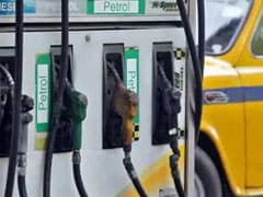 Petrol, Diesel Prices Today: पेट्रोल-डीजल के दाम में राहत का सिलसिला थमा, आज फिर चढ़ा भाव; जानें नया रेट Petrol, Diesel Prices Today: पेट्रोल-डीजल के दाम में राहत का सिलसिला थमा, आज फिर चढ़ा भाव; जानें नया रेट
